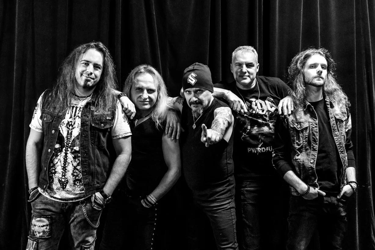 4 Szmery – koncert rockowy w Muzycznej Owczarni w Jaworkach.