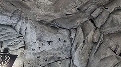 Salon Apartamentu Pienińska Grota - położony jest w parku krajobrazowy 200m do wyciągu u podnóża najwyższej góry w Pieninach Wysokiej.